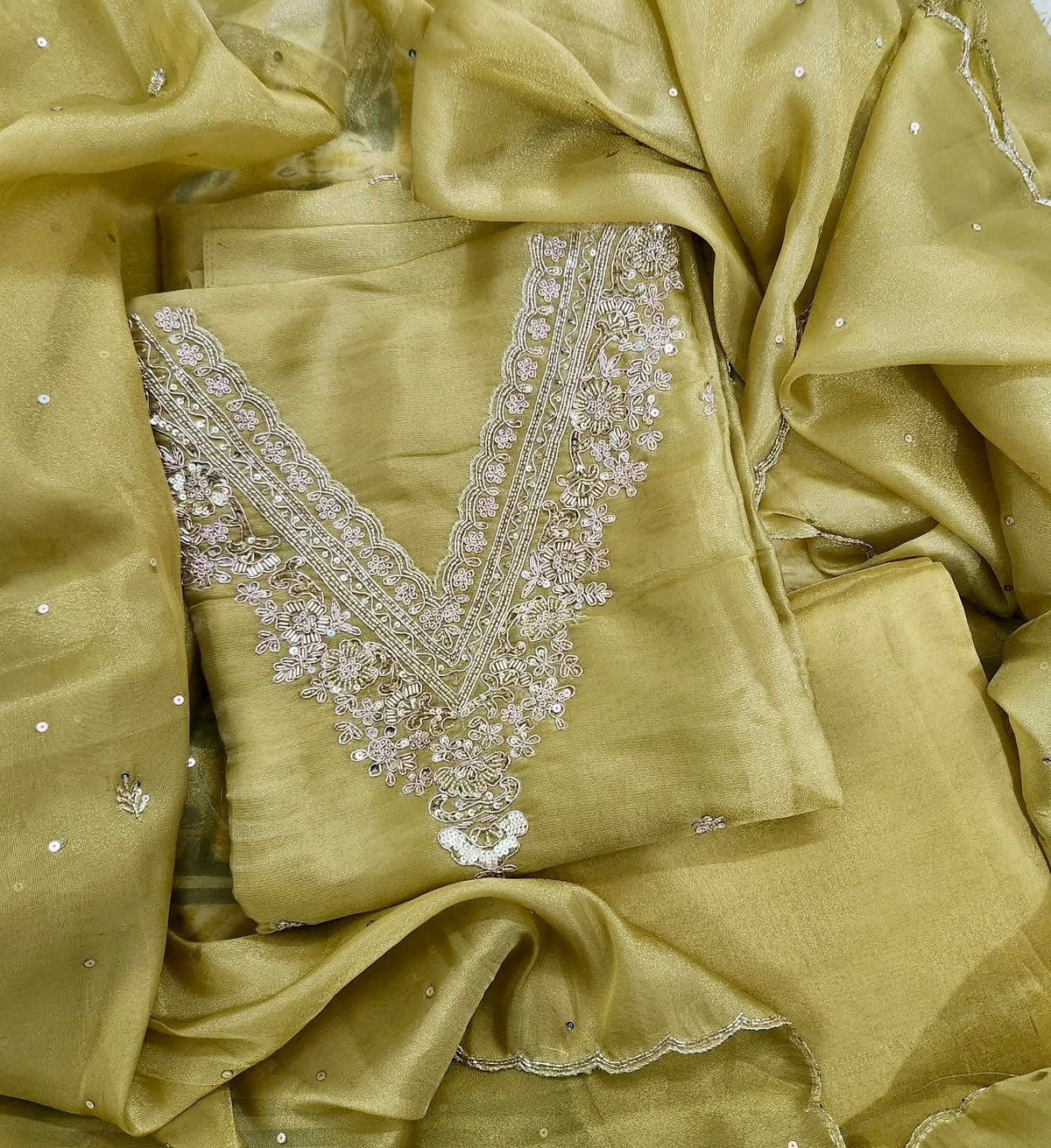 Sunehri Zari Set