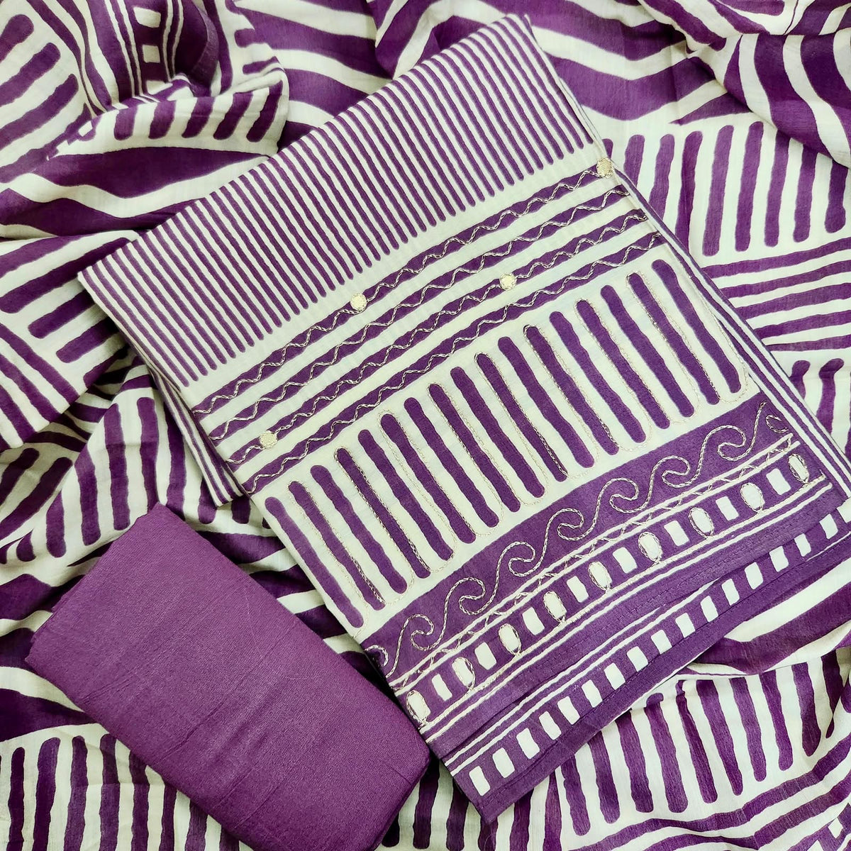 Gulnaar Stripes